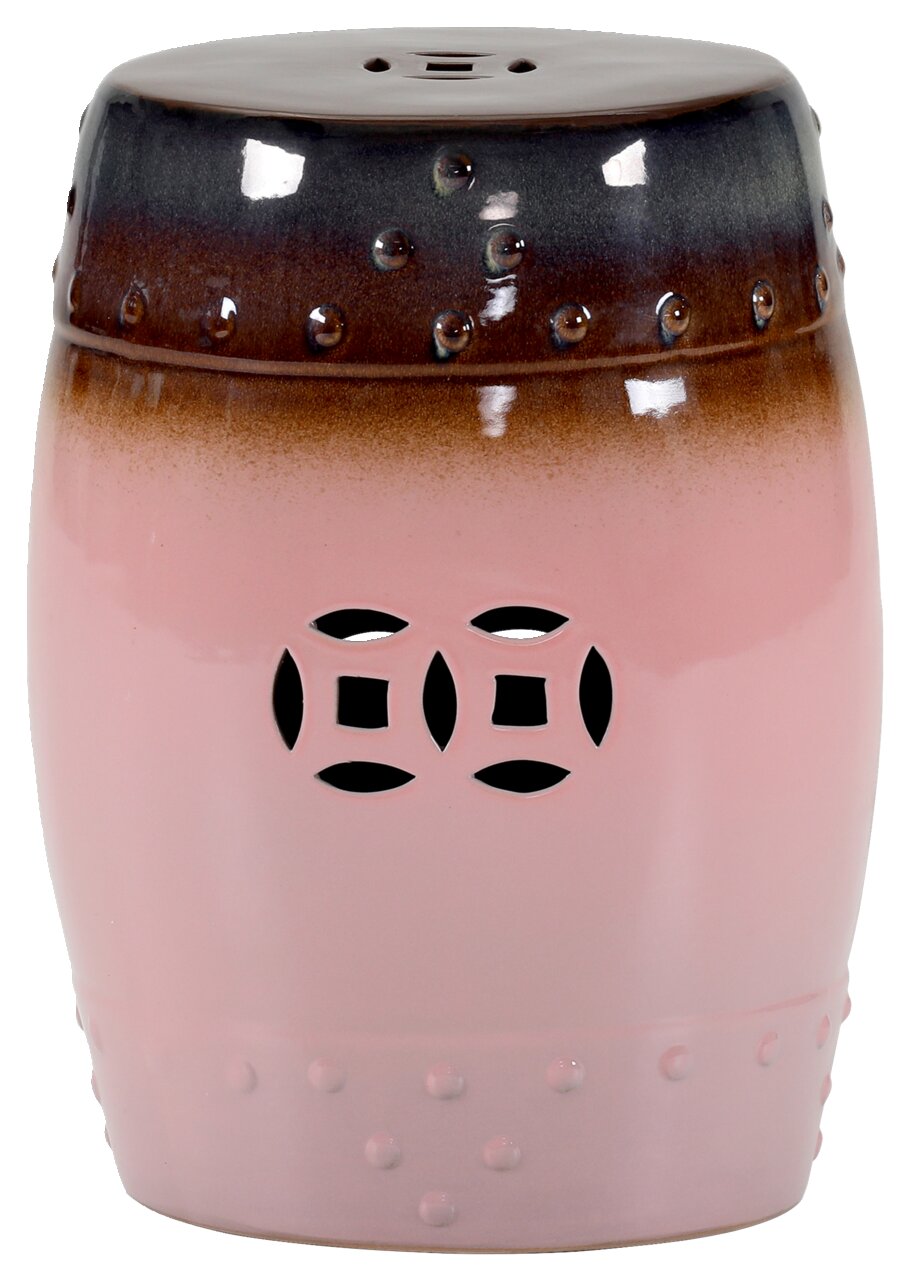 Keramische tuinkruk/bijzettafel in roze met bruin kleurverloop, glanzend glazuur, noppenstructuur en decoratieve uitsparingen, productfoto van voren, licht van bovenaf