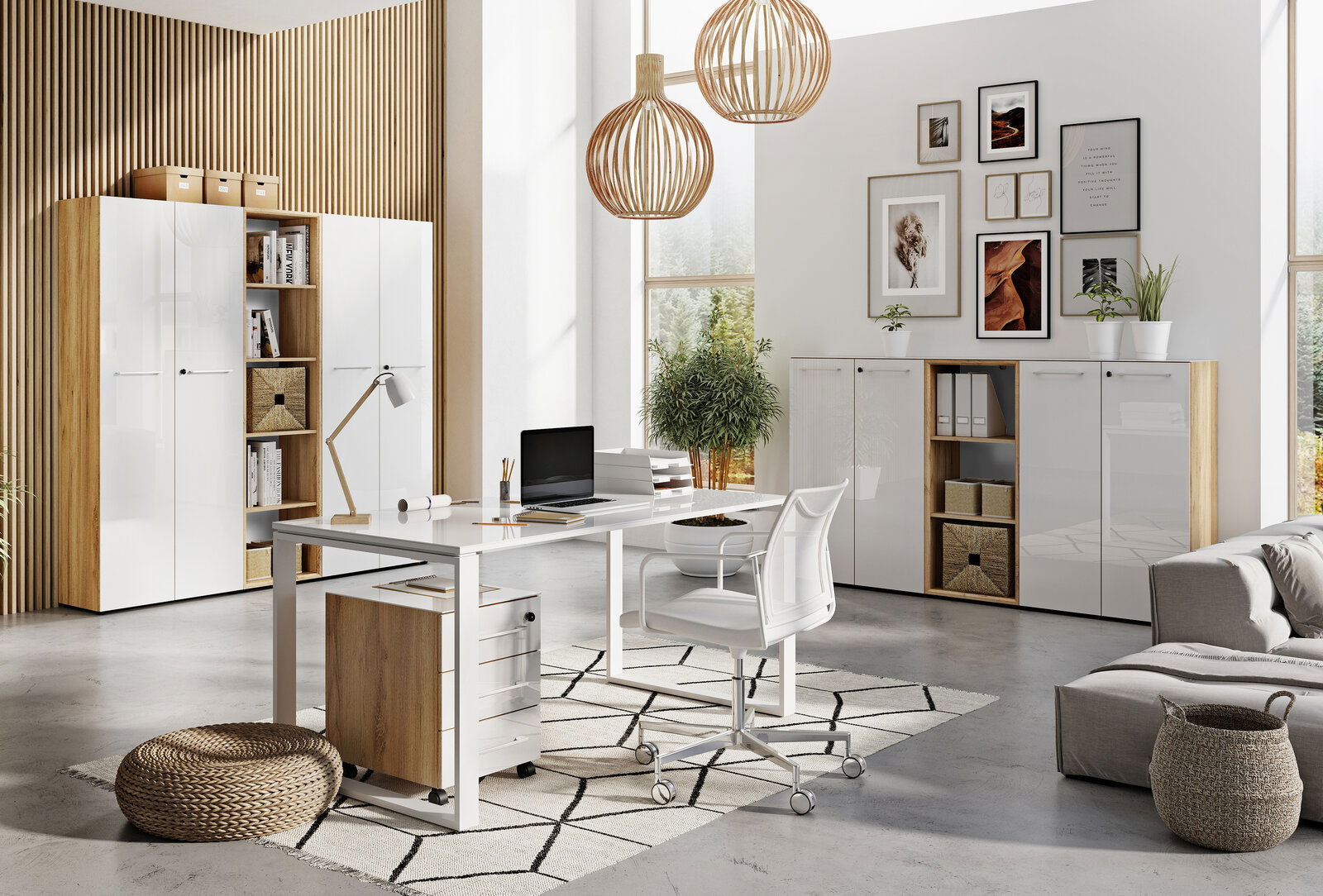 Moderne Büroumgebung mit Schreibtisch, Rollcontainer und Aktenschränken in heller, minimalistischer Einrichtung. Perspektive von vorne.