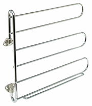 Verchromter Handtuchhalter mit vier schwenkbaren Armen, seitliche Perspektive