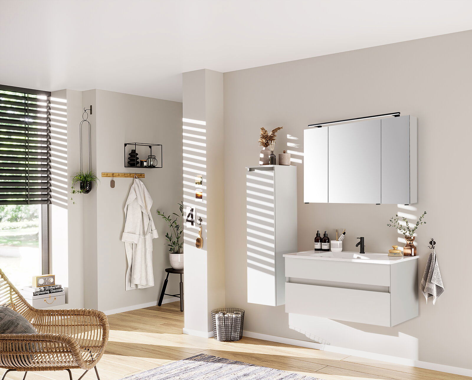 Moderne Badezimmermöbel in heller, minimalistischer Einrichtung, mit einem hängenden Waschtisch und Spiegelschrank, seitliche Perspektive.