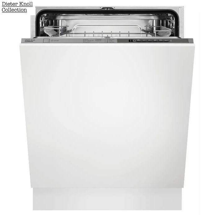 Einbaugeschirrspüler in der Frontalansicht mit geöffneter Tür, Dieter Knoll Collection