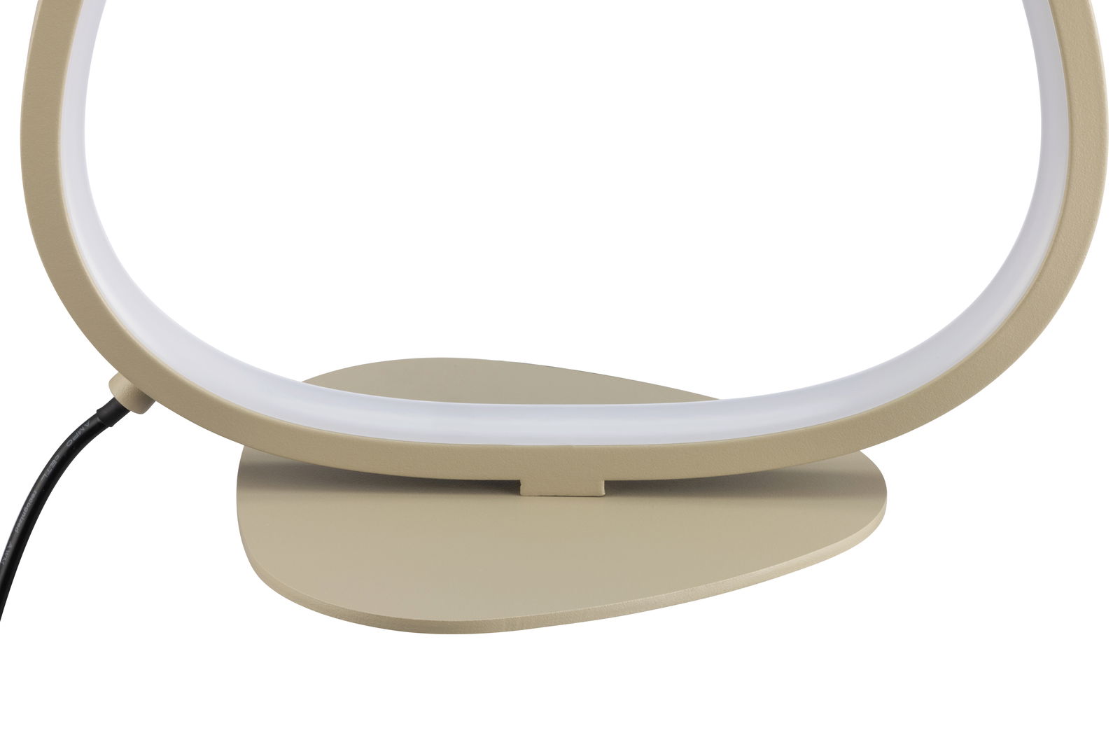 Nahaufnahme der Basis einer LED-Tischleuchte in Beige mit ovalem Design und schwarzem Kabel.
