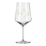 Weinglas mit Zitronen- und Blattmuster, seitliche Perspektive