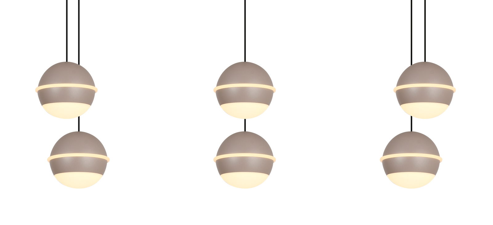 Drei kugelförmige LED-Pendelleuchten in modernem Design, von vorne betrachtet, mit warmem Licht und schwarzem Kabel.
