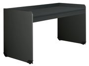 Moderner, dunkelgrauer Schreibtisch mit klaren Linien und seitlicher Perspektive.