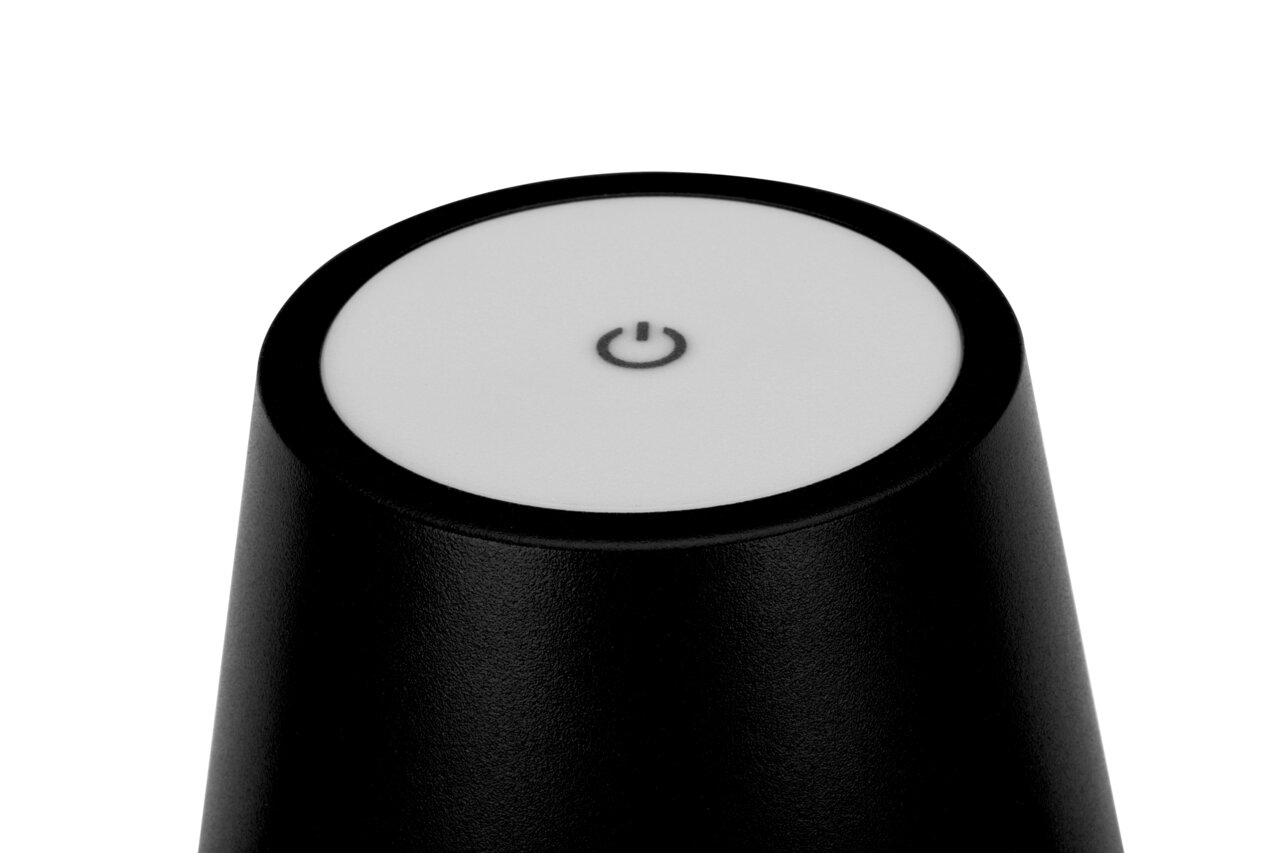 Novel Akku-Tischleuchte SEATTLE Nahaufnahme einer schwarzen Akku-Tischleuchte mit einem weißen, runden Ein-/Ausschalter auf der Oberseite.