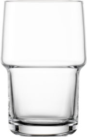 Transparant drinkglas met dikke bodem en licht taps toelopende vorm, frontale aanzicht op witte achtergrond