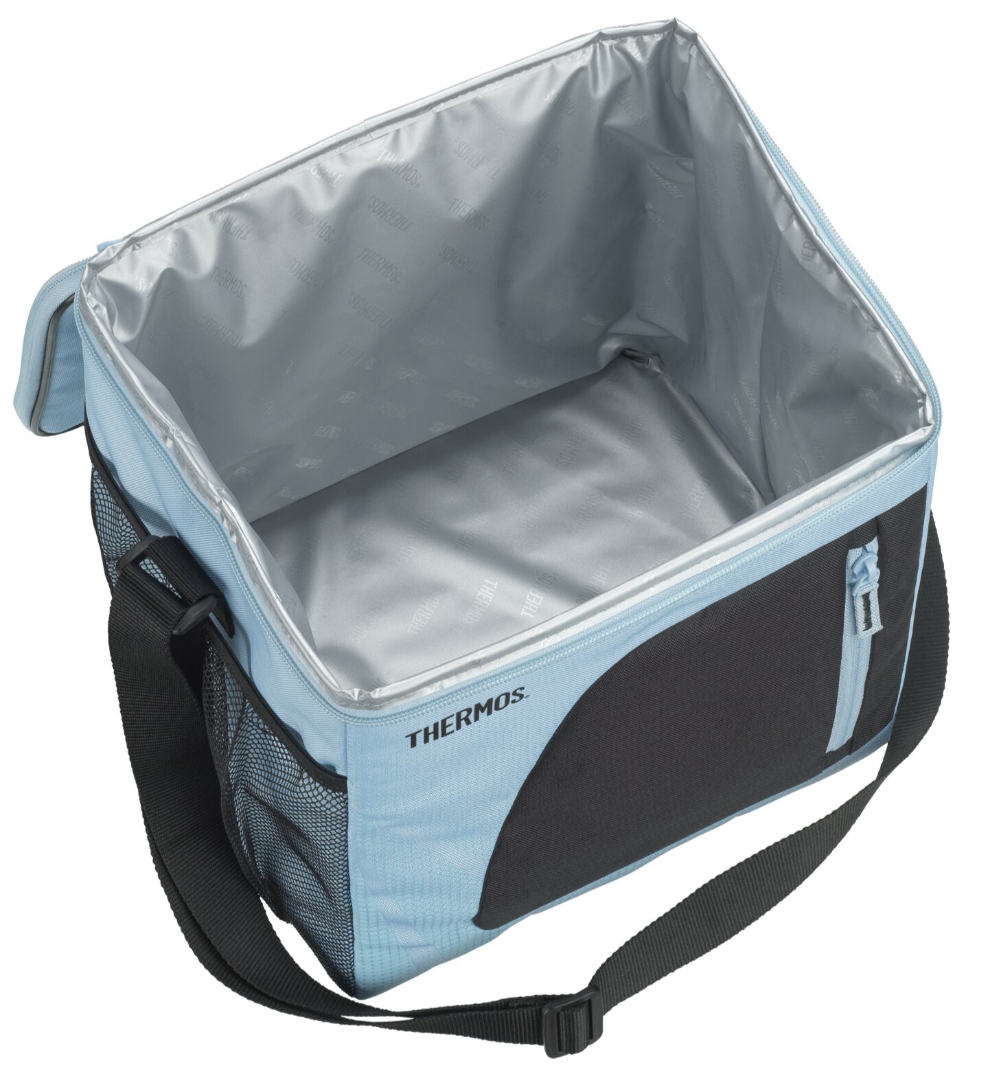 Geöffnete Thermos-Kühltasche in Hellblau und Schwarz mit silberner Isolierauskleidung, Schultergurt und seitlicher Netztasche, aus schräger Draufsicht