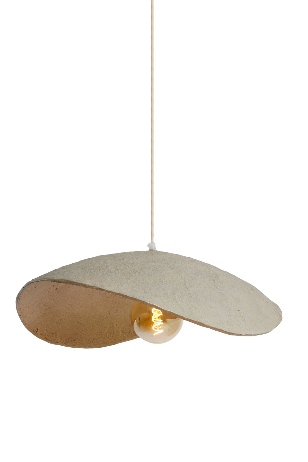Hanglamp met een organisch gevormde, beige-grijze kap en zichtbare gloeilamp, zijaanzicht