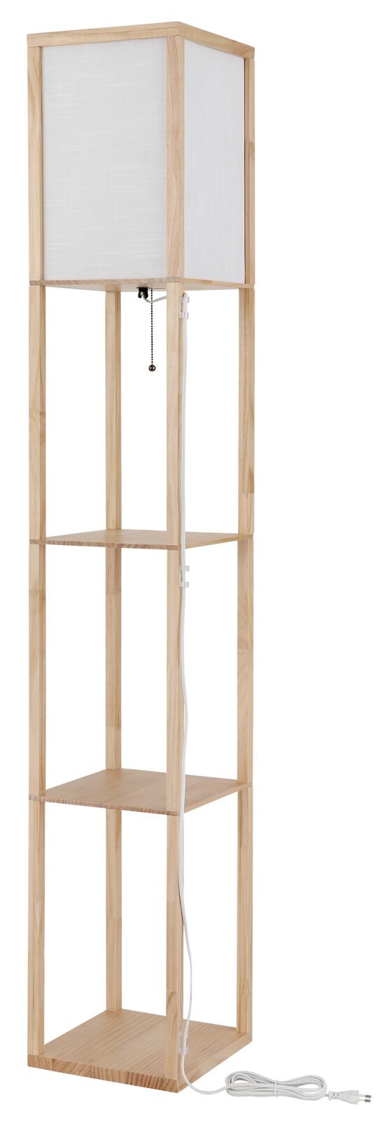 Staande lamp TABITHA van licht hout met witte lampenkap, hier van voren afgebeeld. Ingebouwde planken bieden extra opbergruimte.