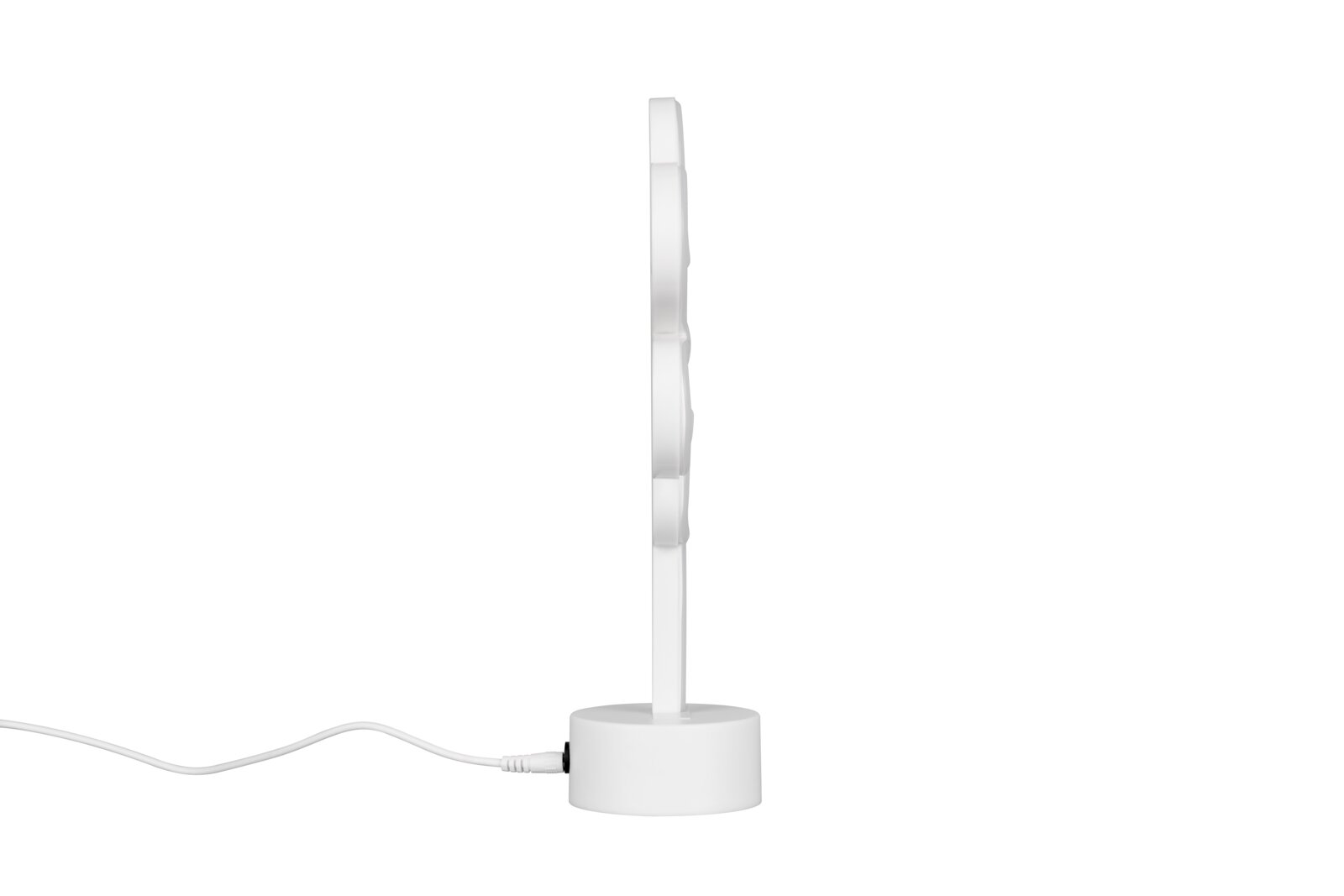 Witte led-tafellamp met ronde voet en netsnoer, zijaanzicht tegen een witte achtergrond
