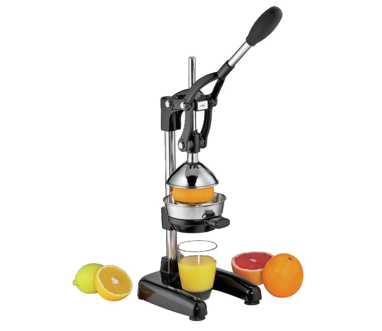 Profi-Saftpresse Amalfi in Schwarz, seitliche Perspektive, mit gepresstem Orangensaft und frischen Zitrusfrüchten.