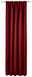 Roter Dekoschal mit elegantem Muster, frontal aufgenommen