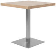 Moderner quadratischer Esstisch mit Holzplatte und Metallfuß, seitliche Perspektive