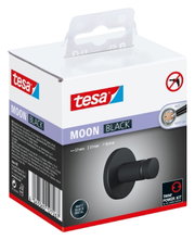 Verpackung des tesa MOON BLACK Handtuchhakens in mattem Schwarz, Vorderansicht