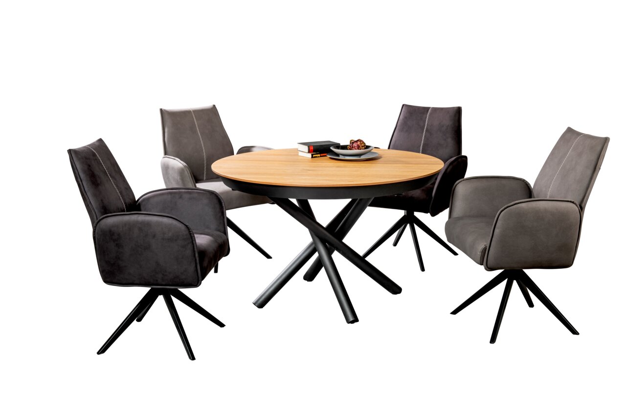 Zurbrüggen Esstisch FAHRENHEIT Runder Esstisch mit Holzplatte und schwarzen Metallbeinen, umgeben von vier grauen Polsterstühlen. Perspektive: Frontalansicht.