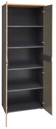 Offener Aktenschrank mit vier Regalböden, Holzrahmen und grauen Türen, Perspektive von vorne.