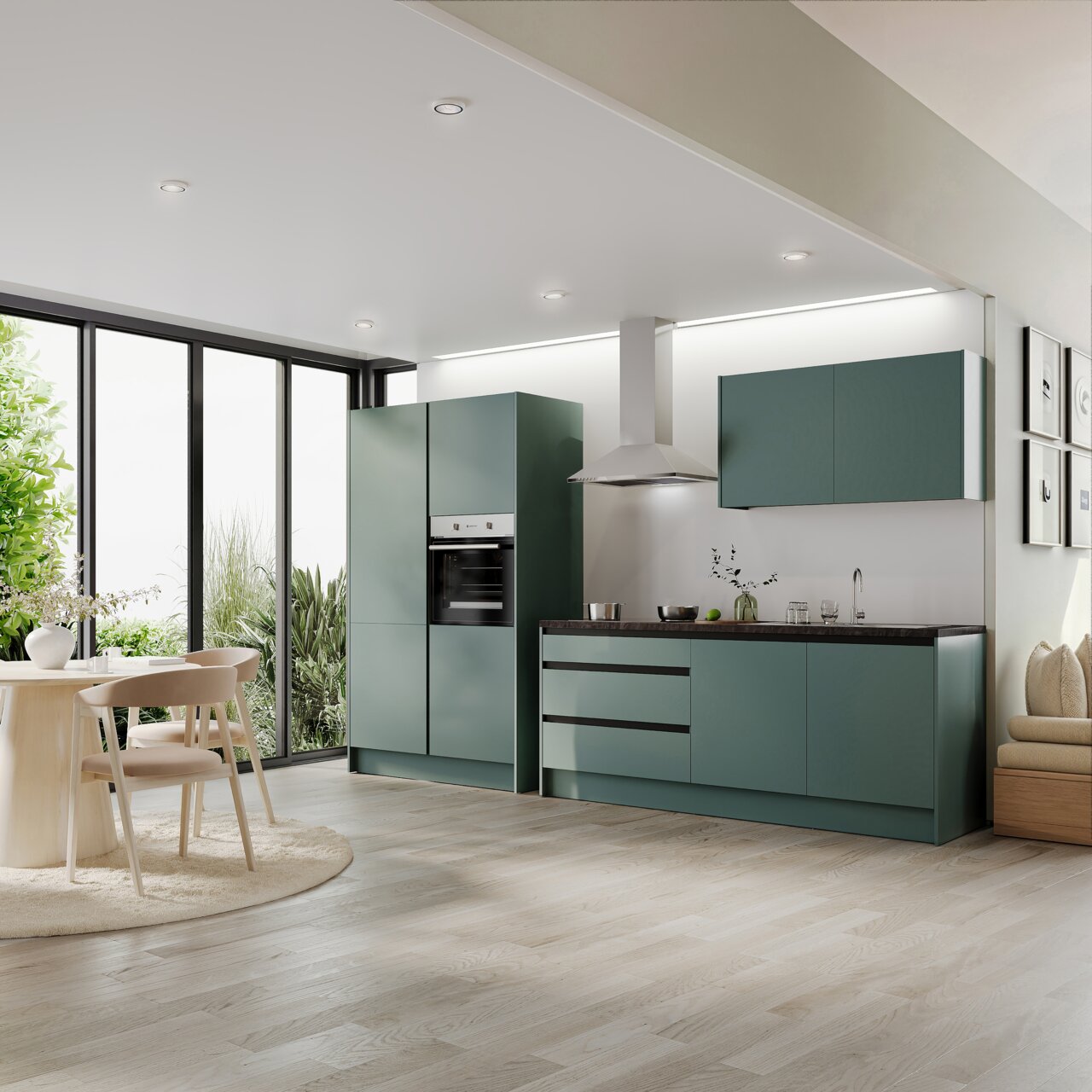 Yourkitchen Keukenblok Basis 335 TROJA Moderne keuken met een groen keukenblok Basis 335, bestaande uit kasten, een fornuis en een afzuigkap, in een lichte ruimte met grote ramen, zijaanzicht.
