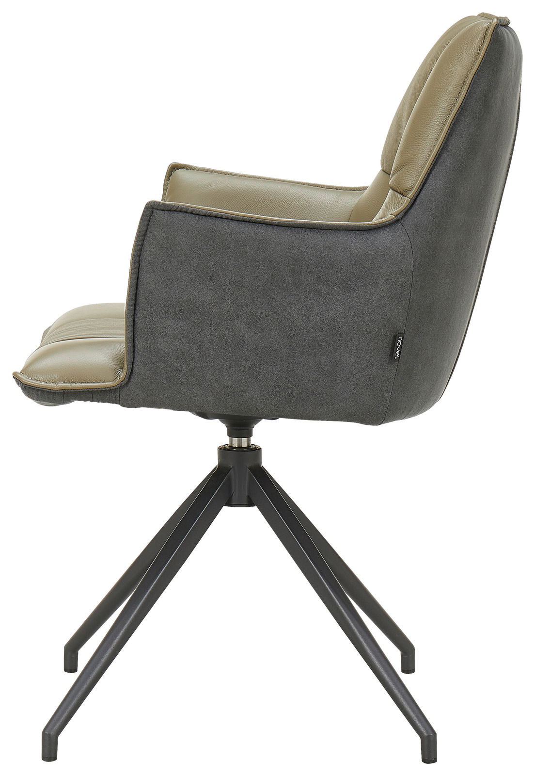 Seitenansicht eines modernen Sessels mit grauem Stoffbezug und olivgrünen Polstern auf einem schwarzen Metallgestell.