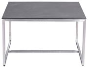 Moderner Beistelltisch mit rechteckiger, dunkler Tischplatte und silbernem Metallgestell, Frontalansicht.