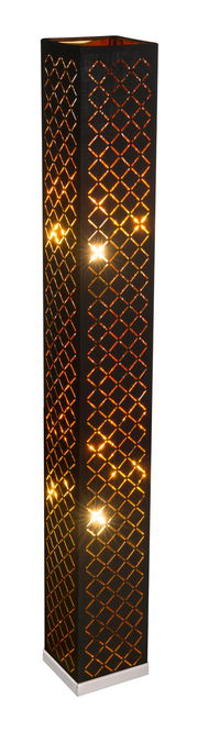 Stehleuchte aus Holz mit geometrischem Muster und warmem Licht, seitliche Perspektive