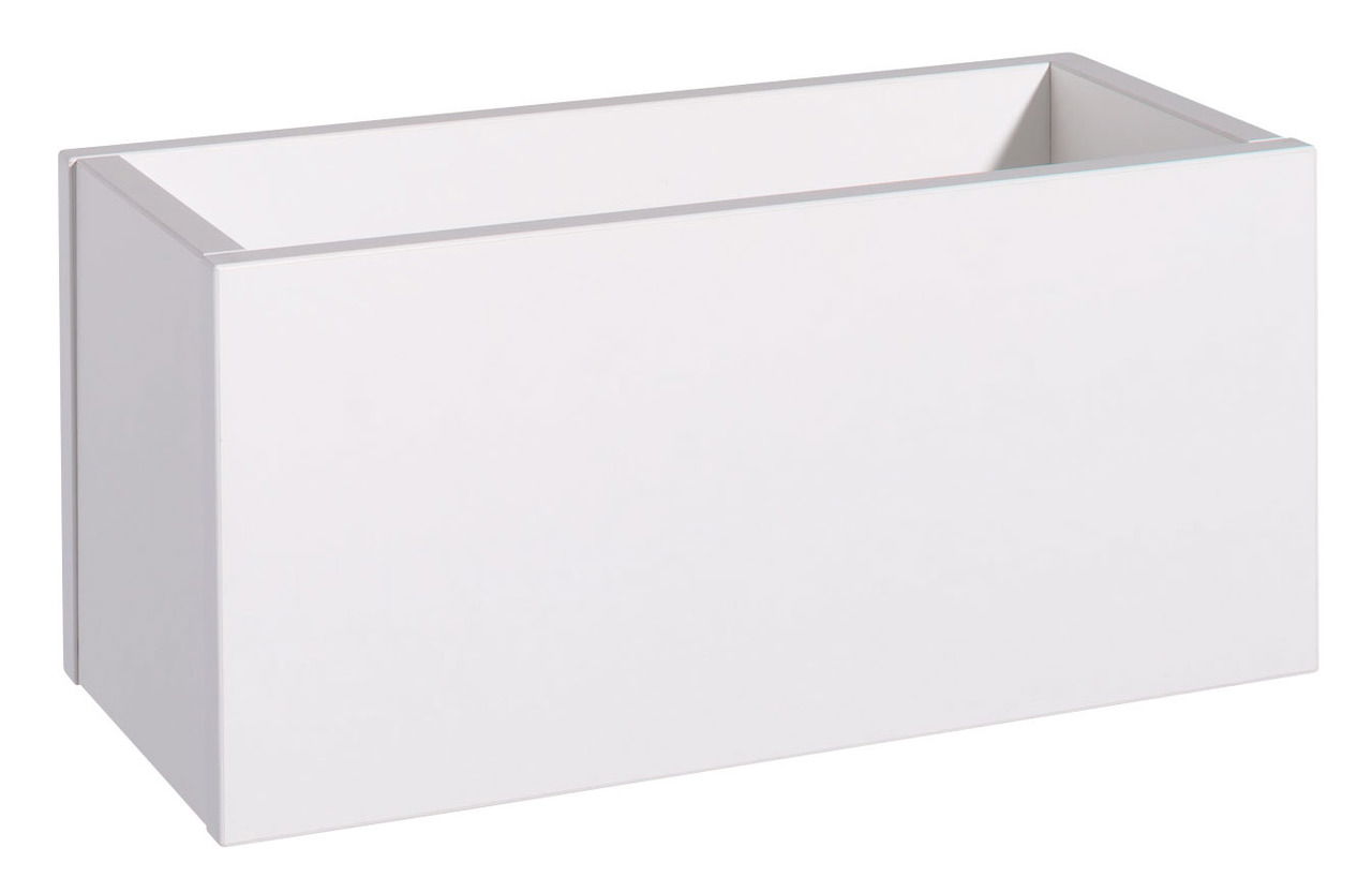 Weiße Bettbox aus Holz, perspektivisch von vorne rechts fotografiert.