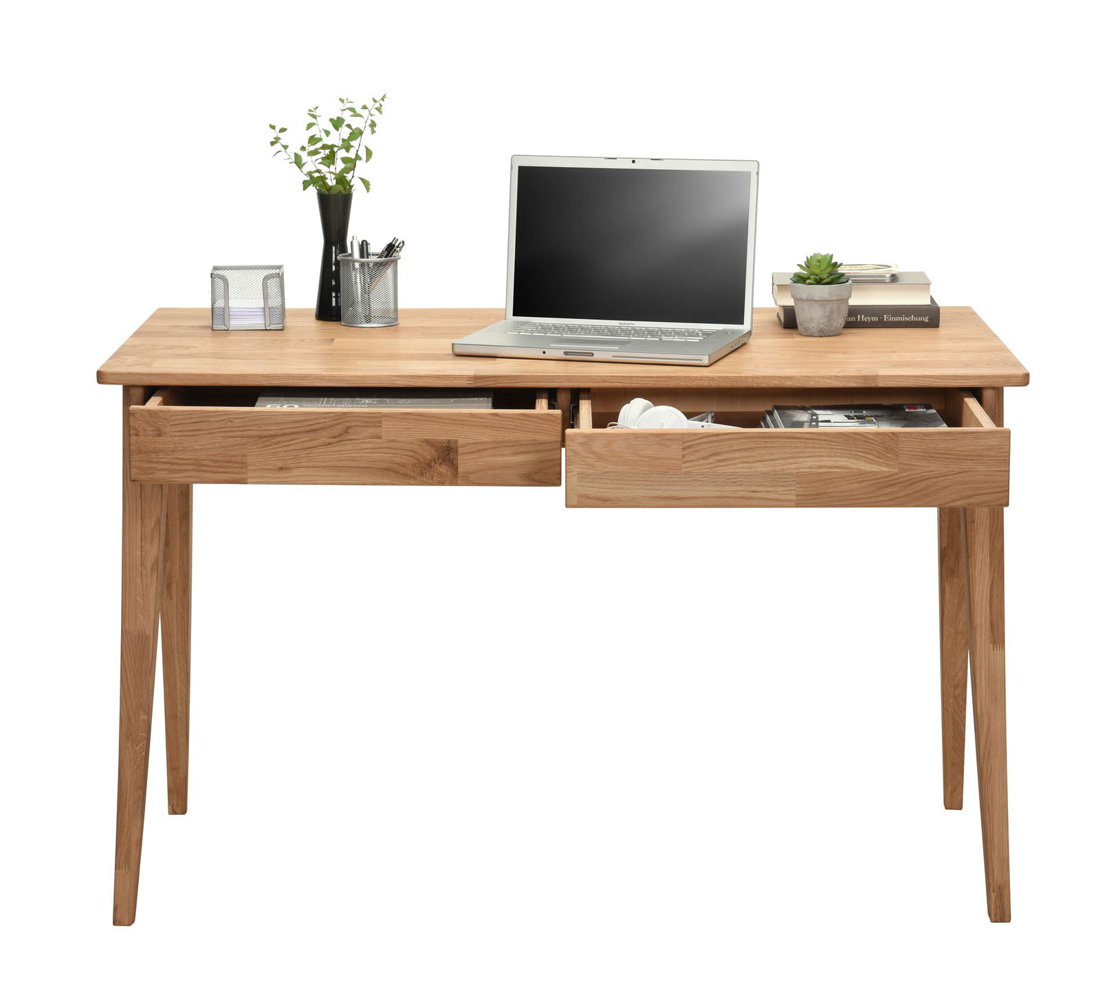 Moderner Holzschreibtisch mit zwei offenen Schubladen, Laptop, Pflanzen und Schreibutensilien, Frontalansicht.