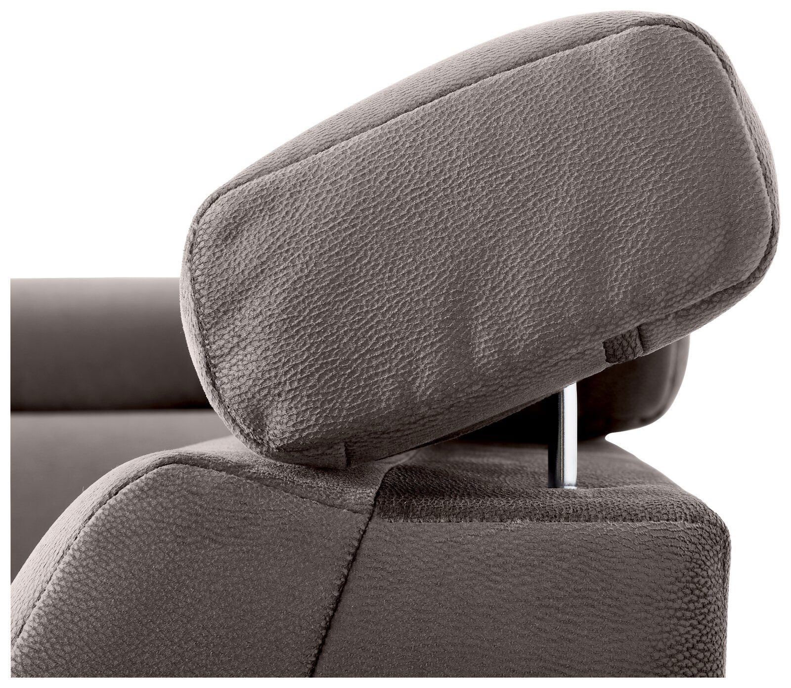 Nahaufnahme einer verstellbaren Kopfstütze eines Sofas in grauem Stoff.
