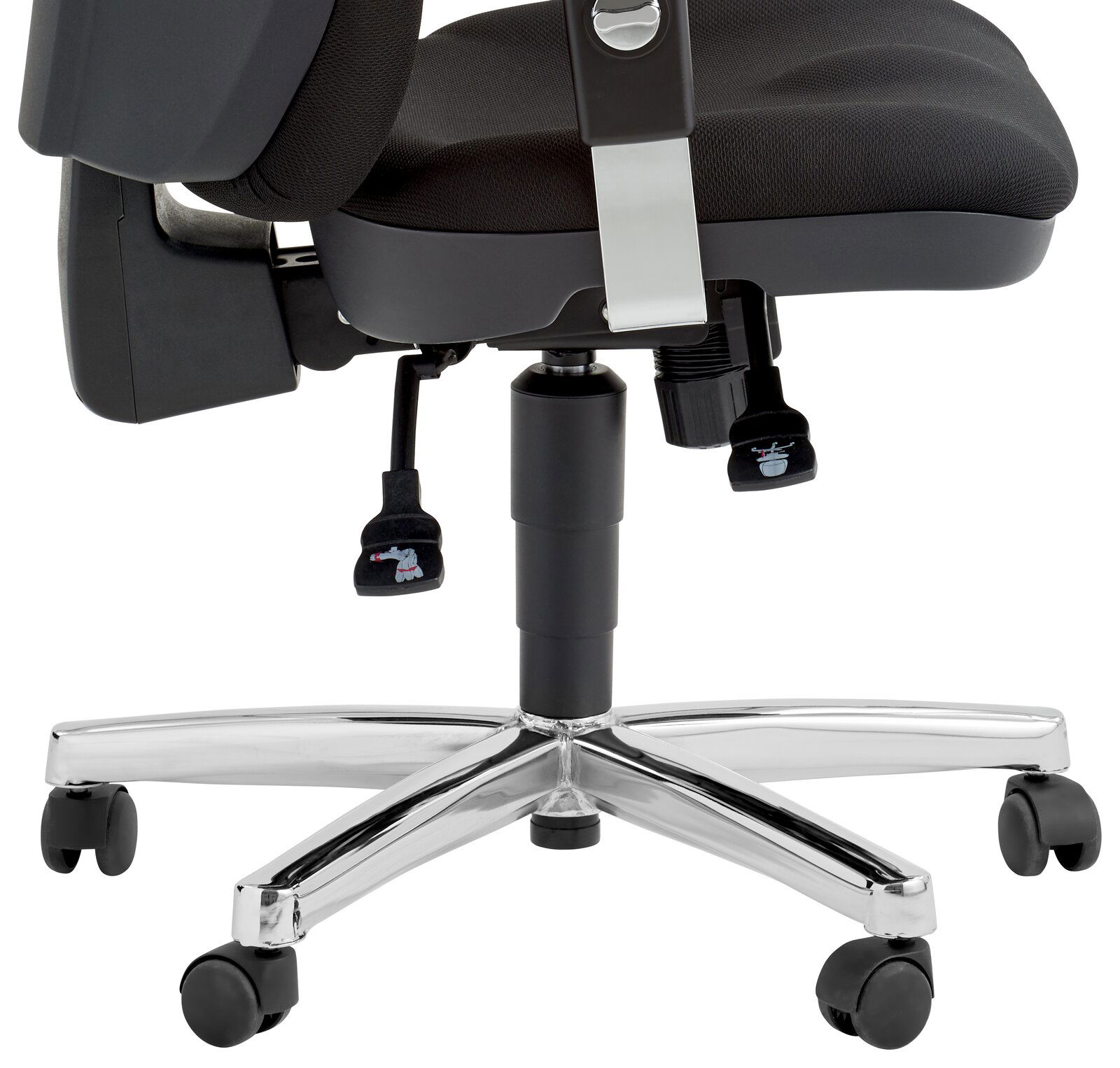 Seitenansicht eines schwarzen Drehsessels mit verchromtem Fußkreuz und Rollen.