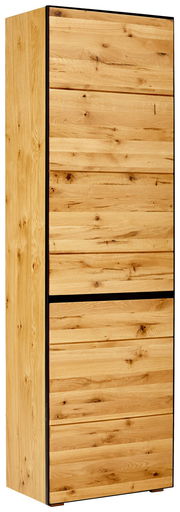 Garderobenschrank aus Holz mit natürlicher Maserung, Ansicht von schräg vorne links