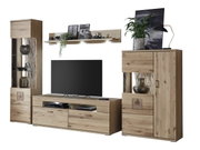 Moderne wandcombinatie van hout met tv-kast, vitrinekasten en plank, gezien vanaf de voorkant.