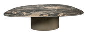 Moderner Couchtisch mit marmorierter Tischplatte und zylindrischem Sockel, seitliche Perspektive