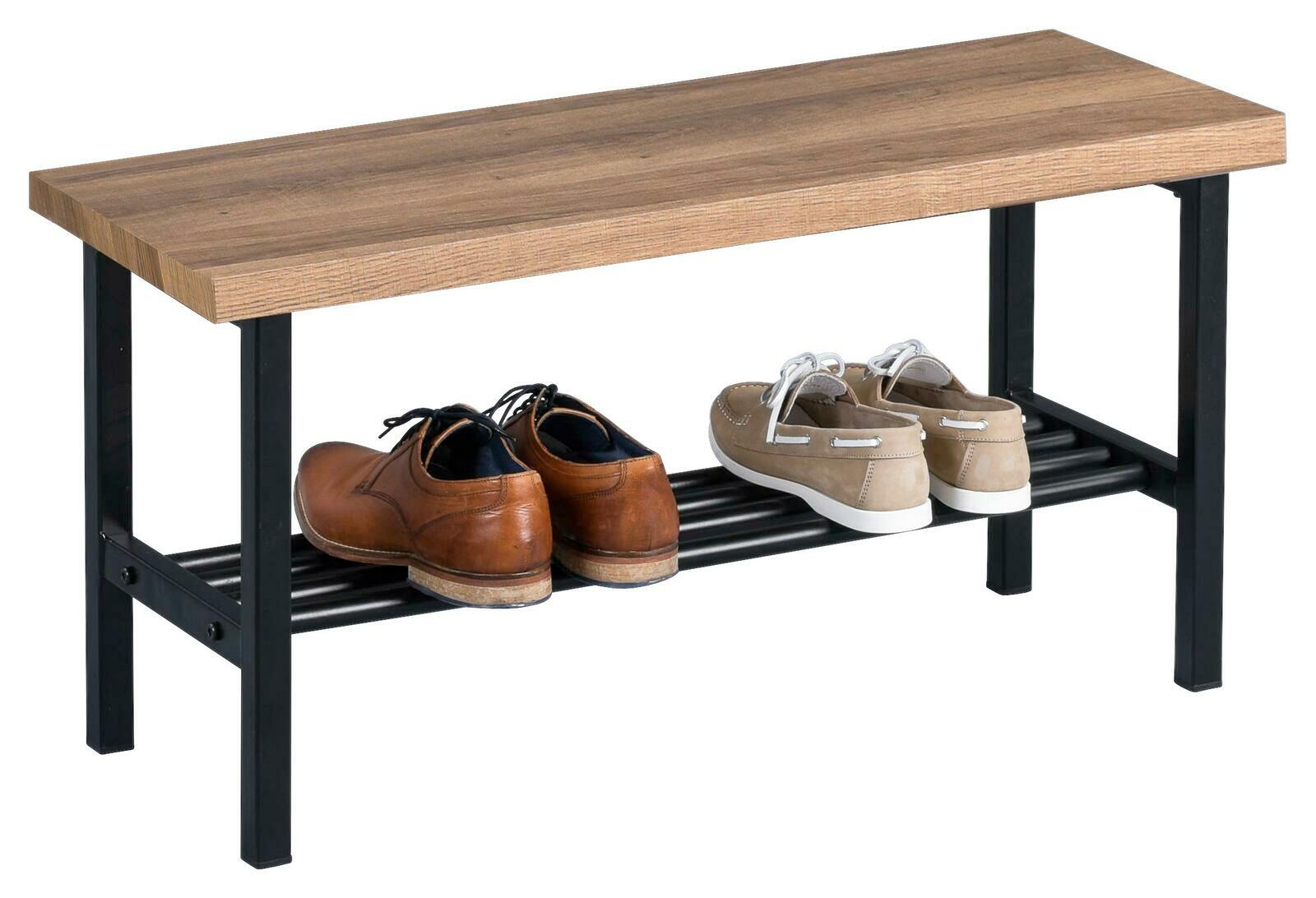 Garderobenbank aus Holz mit schwarzem Metallgestell, seitliche Perspektive, mit zwei Paar Schuhen auf der unteren Ablage.