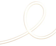 Nahaufnahme einer gebogenen, leuchtenden Lichterkette NEO GARLAND in warmem Weiß auf weißem Hintergrund.