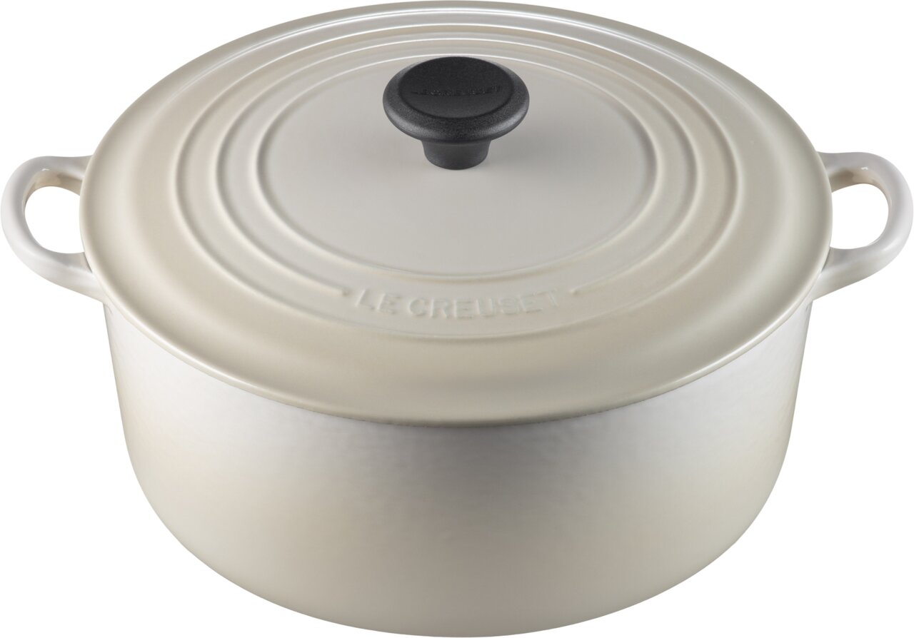 Runder Bräter 28cm von oben, cremefarben mit schwarzem Knauf, Marke Le Creuset