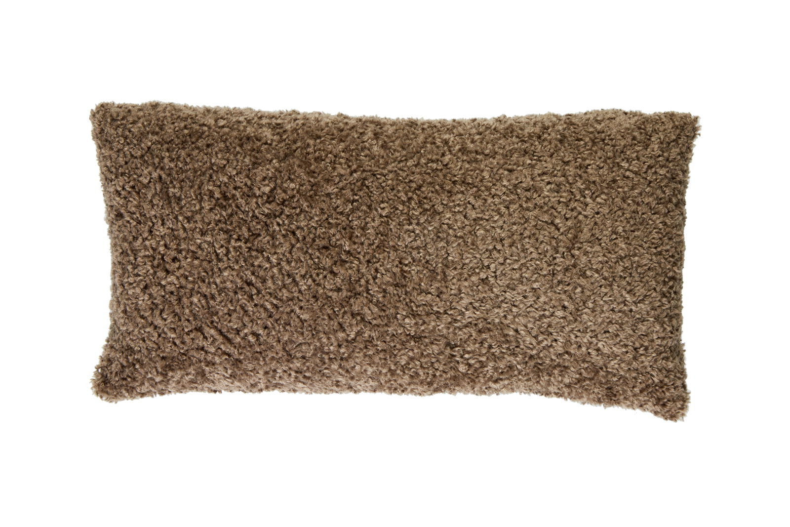 Braunes Kissen 60x30 cm LINA in Nahaufnahme von oben, mit flauschiger Textur.