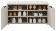 Schuhbank mit offenen Türen, gefüllt mit verschiedenen Schuhen, frontal betrachtet