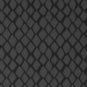 Nahaufnahme einer Wendebettwäsche mit dunkelgrauem, rautenförmigem Muster auf schwarzem Hintergrund.