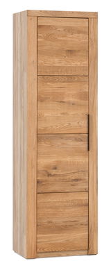 Holz-Garderobenschrank in Frontansicht mit natürlicher Maserung und modernem Design.