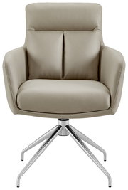 Beiger Armlehnstuhl mit modernem Design, frontal fotografiert, auf einem drehbaren Metallfuß.