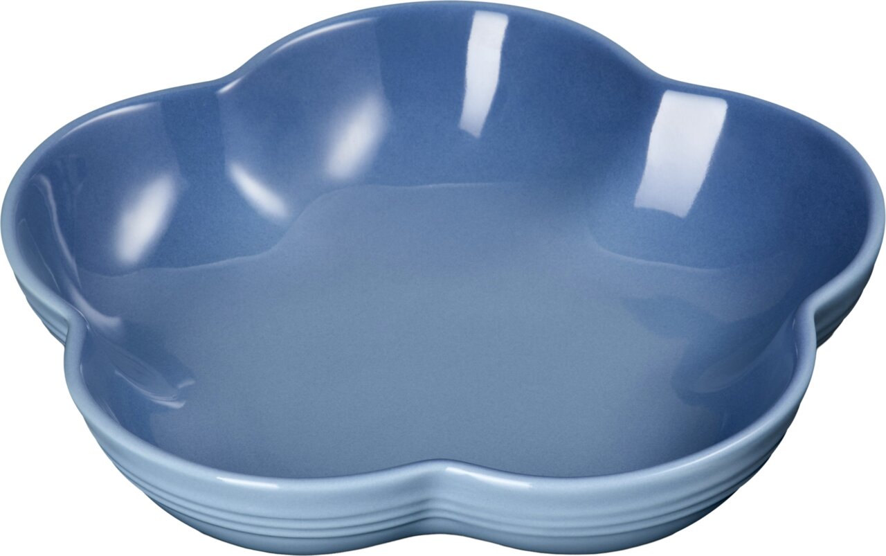 Blaue Schüssel in Blumenform, 21 cm, aus der Vogelperspektive