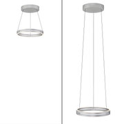 Moderne Pendelleuchte PURE E-Loop in silberner Farbe, von der Seite und von unten betrachtet, mit einem eleganten, runden Design und dünnen Aufhängungen.