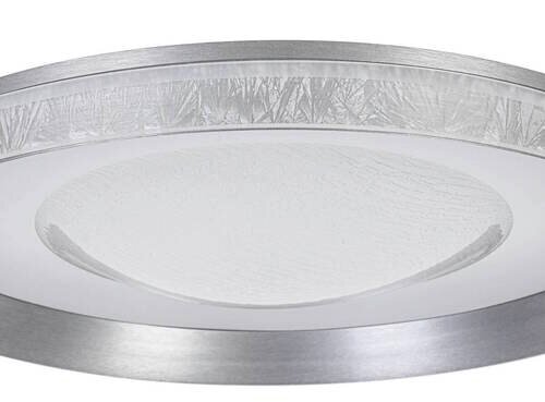 Close-up van een ronde led-plafondlamp met een zilveren rand en een gestructureerd glasontwerp.