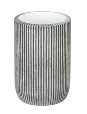 Zahnputzbecher mit vertikalen Streifen, Ansicht von schräg oben