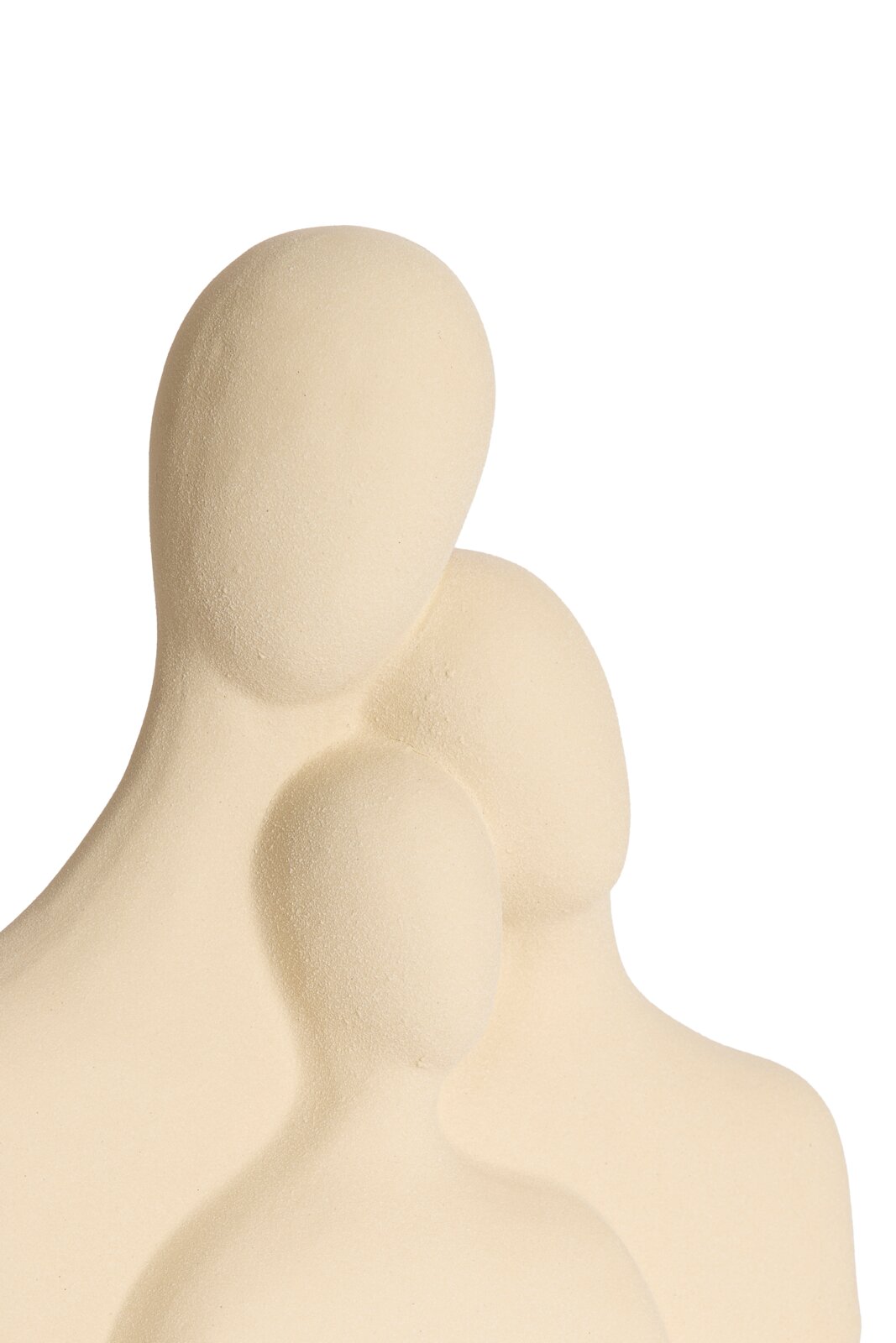Sculptuur bestaande uit drie abstracte, hoofdloze figuren met een crèmekleurig oppervlak, zijaanzicht