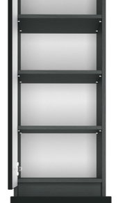 Hoge kast met geopende deur, vier legplanken, vooraanzicht