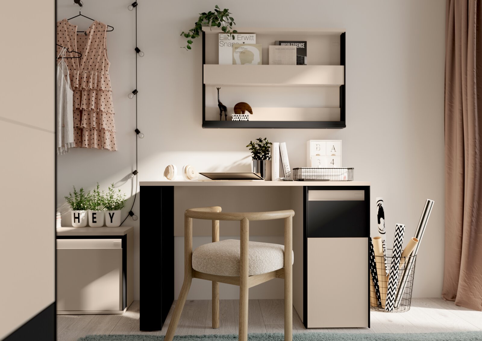 Voleo Schreibtisch ZAYA Modernes Homeoffice mit weiß-schwarzem Schreibtisch und hellem Holzstuhl, Wandregal mit Büchern und Pflanze darüber; Frontansicht in leicht seitlicher Perspektive.