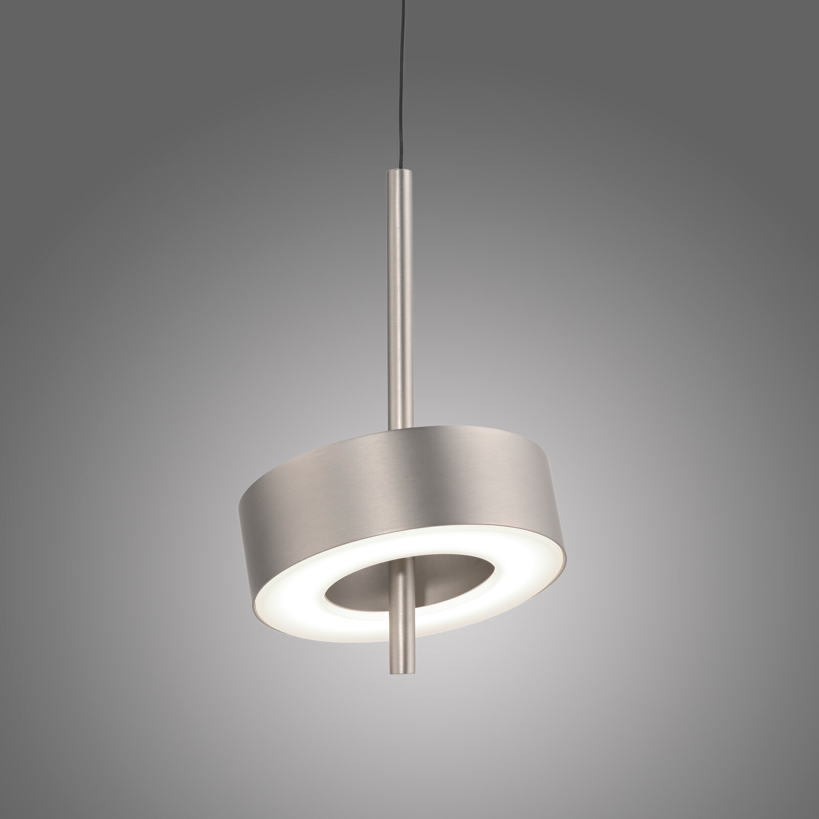 Moderne Pendelleuchte Q-ROTATE in gebürstetem Metall mit kreisförmigem Design, seitliche Perspektive.