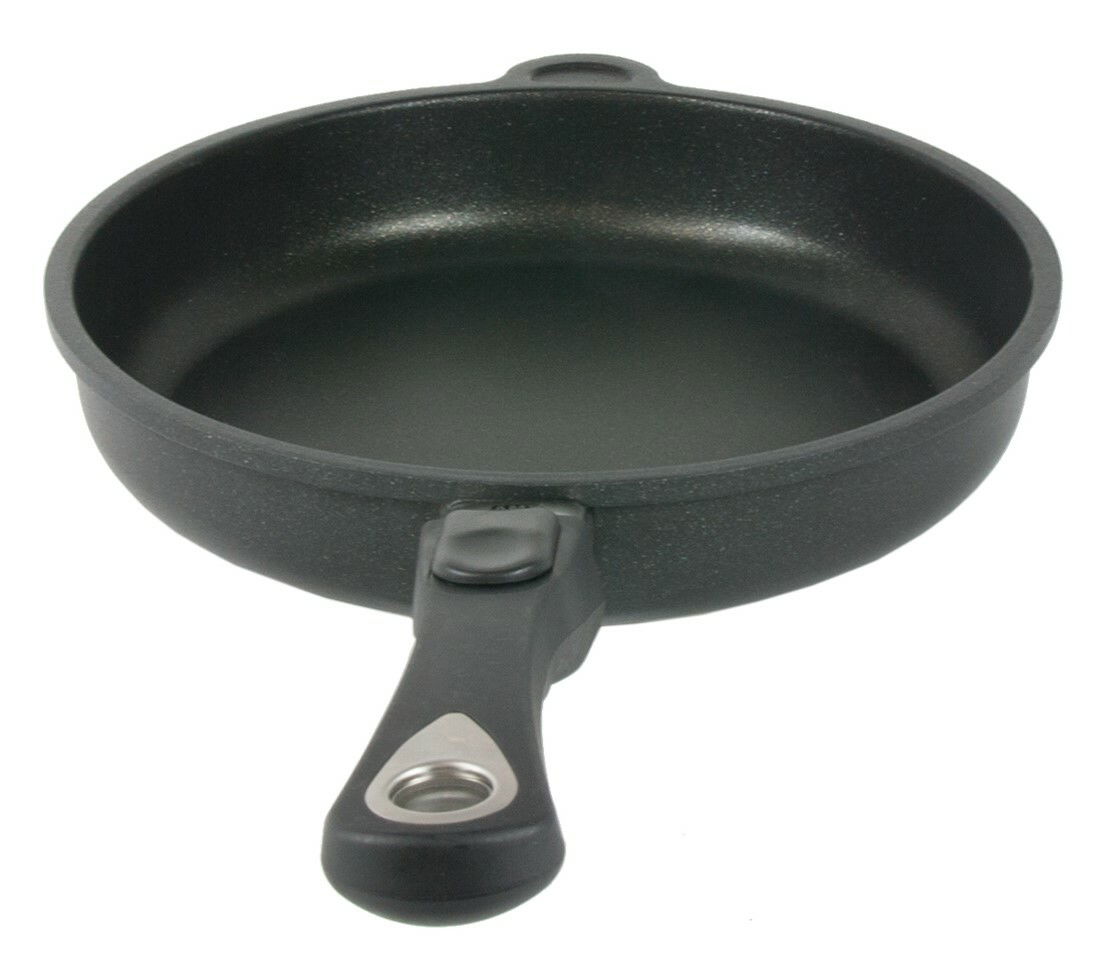 AMT Bratpfanne Ø24cm Bratpfanne mit 24 cm Durchmesser, seitliche Perspektive