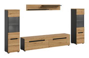Wohnwand-Set im modernen Design mit TV-Lowboard, zwei Vitrinenschränken und Wandboard in Eiche-Optik mit anthrazitfarbenen Seiten und schwarzen Griffleisten, freigestellt auf weißem Hintergrund, Perspektive: frontale Ansicht mit leichter Schrägansicht